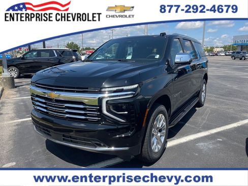 New 2025 Chevrolet Suburban Premier image 1