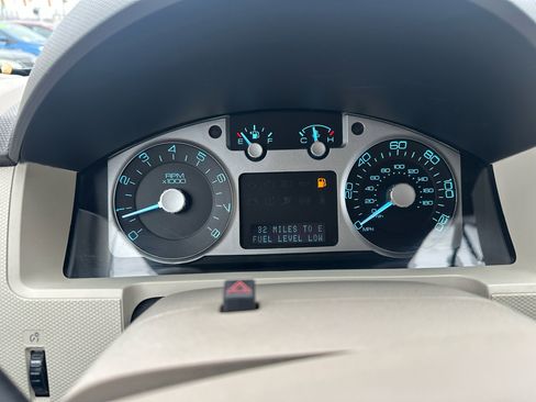 Used 2010 Mercury Mariner Premier image 12