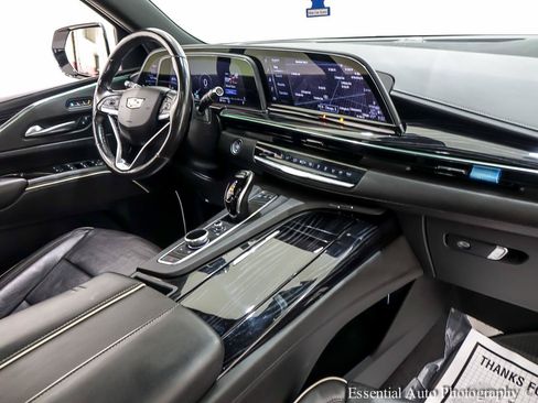 Used 2021 Cadillac Escalade ESV Sport w/ Driver Assist Tech Package AWD/4WD image 38