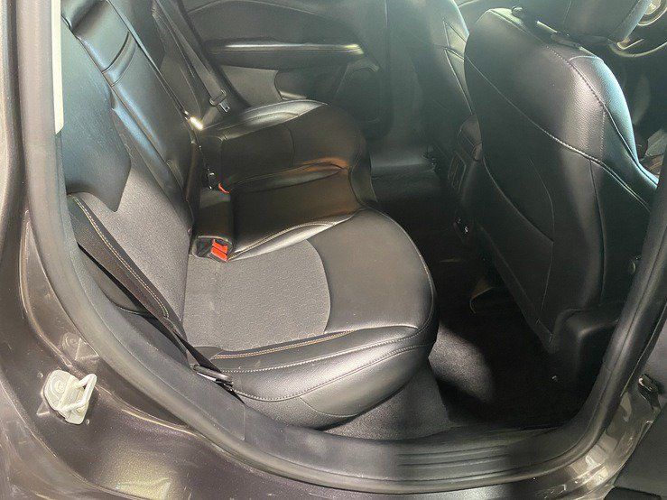 Used 2019 Jeep Compass Latitude w/ Popular Equipment Group AWD/4WD image 17