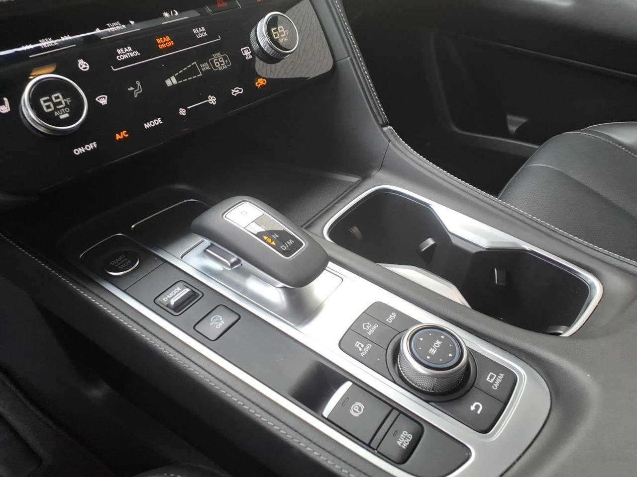 Used 2025 INFINITI QX60 Pure FWD image 11