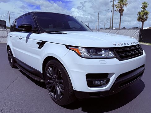 Used 2014 Land Rover Range Rover Sport Supercharged image 25