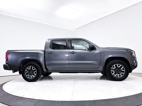 Used 2024 Nissan Frontier SL w/ Technology Package RWD image 37