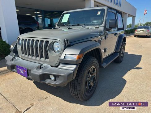 Used 2018 Jeep Wrangler Sport AWD/4WD image 1