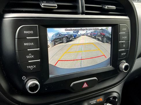 Used 2021 Kia Soul LX image 26