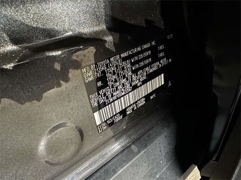 New 2025 Toyota RAV4 Limited image 15