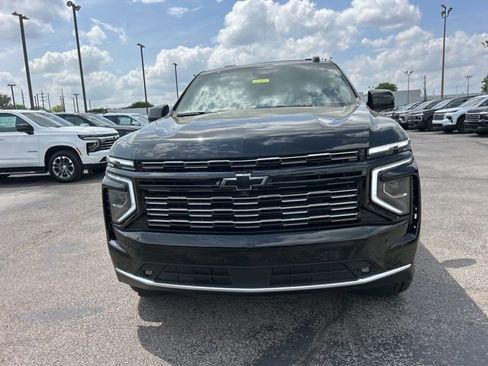 New 2026 Chevrolet Suburban High Country AWD/4WD image 8