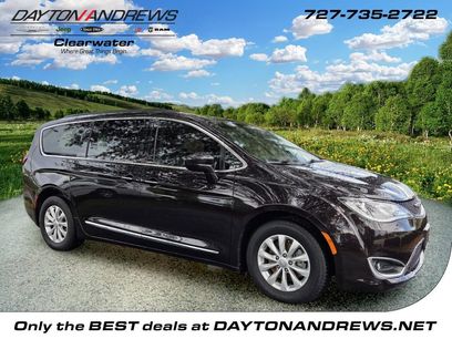 Used 2017 Chrysler Pacifica Touring-L