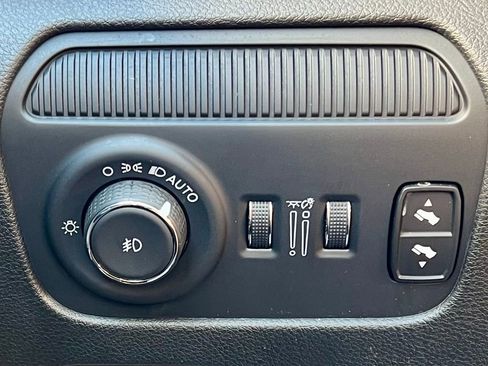 Used 2024 Jeep Wagoneer Series II image 23