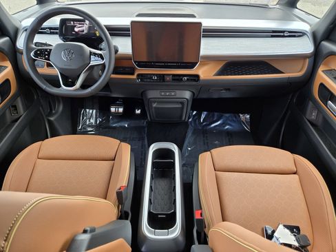 New 2025 Volkswagen ID. Buzz Pro S image 9