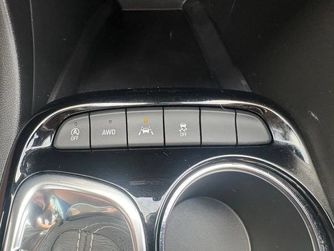 Used 2023 Buick Encore GX Select AWD/4WD image 4
