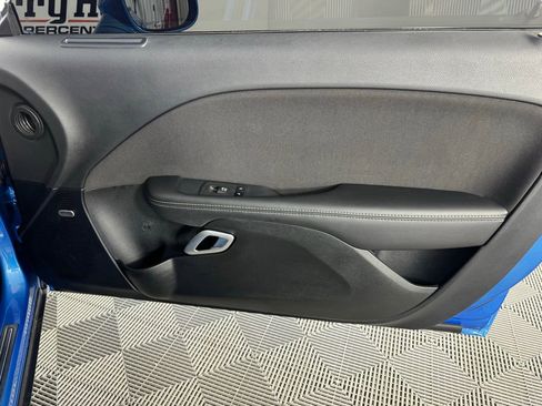 Used 2023 Dodge Challenger R/T w/ Blacktop Package image 25