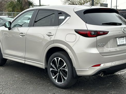 New 2025 MAZDA CX-5 AWD 2.5 S w/ Preferred Package image 6
