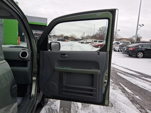 Used 2004 Honda Element EX image 16