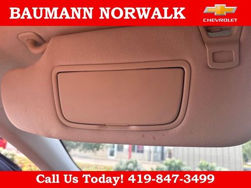 Used 2017 Ford Fusion SE w/ Fusion SE Technology Package FWD image 31