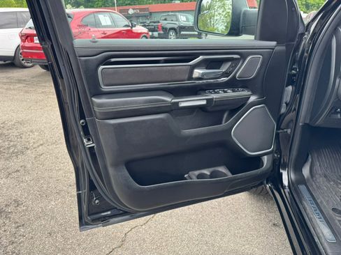 Used 2022 RAM 1500 Laramie AWD/4WD image 16