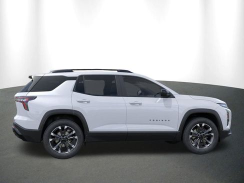 New 2026 Chevrolet Equinox RS w/ Convenience Package III FWD image 7