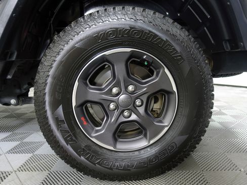 Used 2020 Jeep Gladiator Rubicon image 46