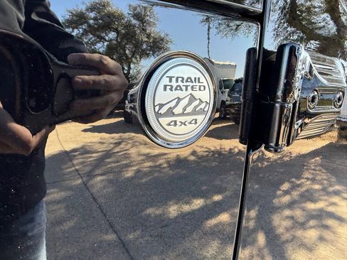 Used 2018 Jeep Wrangler Unlimited Sport S image 11