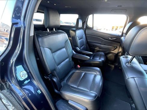 Used 2018 GMC Acadia SLT image 28