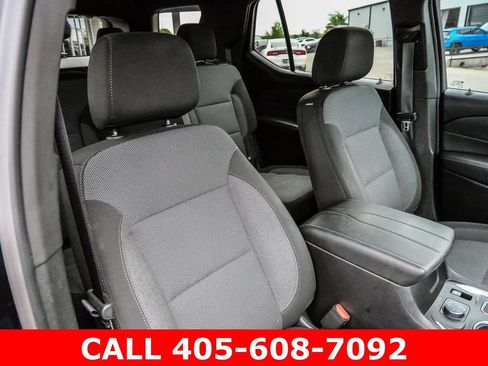 Used 2023 Chevrolet Traverse LT w/ Rear Camera Mirror Package AWD/4WD image 76