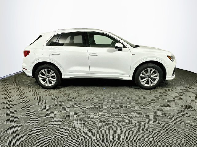 Used 2025 Audi Q3 2.0T Premium AWD/4WD image 10