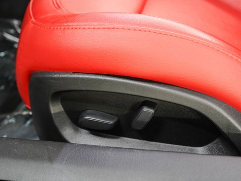 Used 2019 Chevrolet Corvette Z06 RWD image 16
