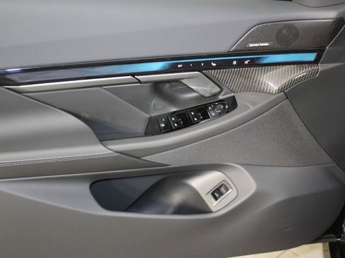 New 2026 BMW 540i xDrive w/ M Sport Package image 12