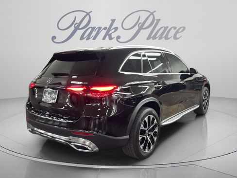 Certified 2026 Mercedes-Benz GLC 350e 4MATIC image 5