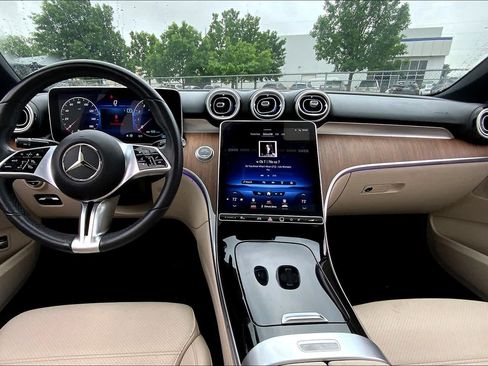 Used 2022 Mercedes-Benz C 300 Sedan image 15