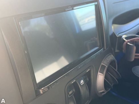 Used 2016 Jeep Wrangler Sport AWD/4WD image 11