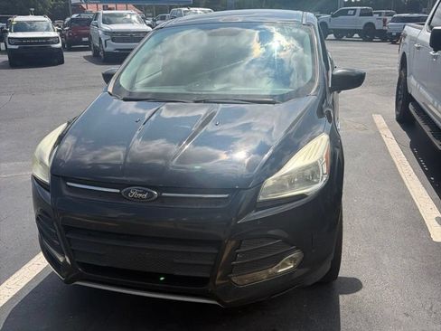 Used 2015 Ford Escape SE AWD/4WD image 1