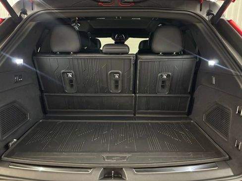 New 2026 Cadillac Escalade IQ Sport 1 w/ LPO, Floor Liner Package image 23