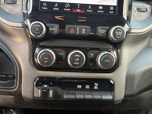 Used 2018 RAM 2500 Limited AWD/4WD image 21
