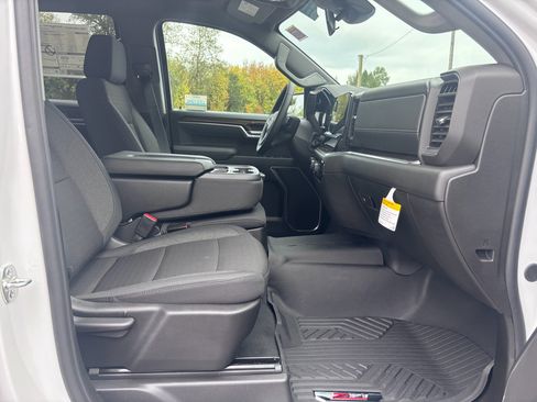 New 2026 Chevrolet Silverado 1500 LT image 41