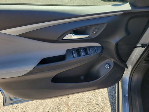 New 2026 Buick Envista Sport Touring FWD image 17