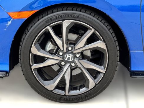 Used 2018 Honda Civic Sport Touring image 12