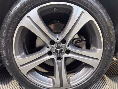 Used 2019 Mercedes-Benz E 300 4MATIC w/ Premium 1 Package image 29