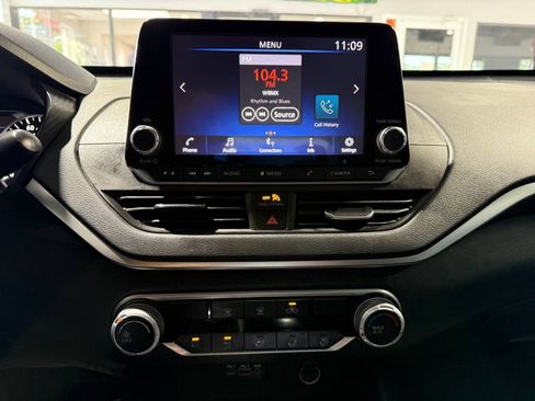 Used 2021 Nissan Altima 2.5 SV image 21