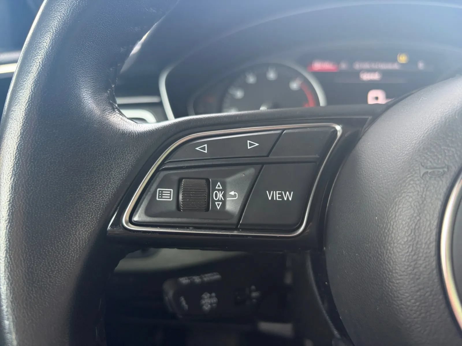 Used 2023 Audi A4 2.0T Premium w/ Convenience Package AWD/4WD image 30