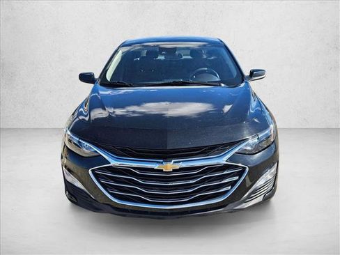 Used 2024 Chevrolet Malibu LT FWD image 2