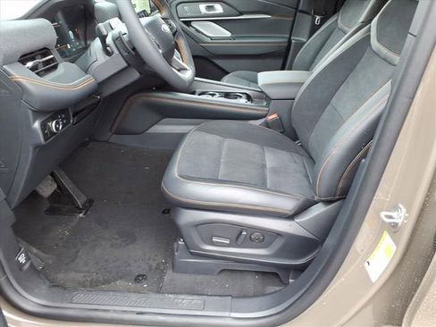 New 2026 Ford Explorer Tremor w/ Tremor Ultimate Package image 18