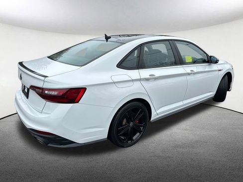 Used 2022 Volkswagen Jetta GLI Autobahn image 10