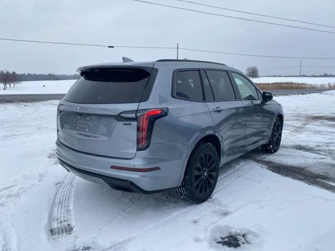 Used 2023 Cadillac XT6 Sport w/ LPO, ONYX Package AWD/4WD image 4