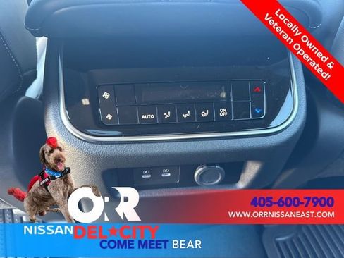 New 2025 Nissan Armada SL w/ Captain's Chari Seat Package AWD/4WD image 13