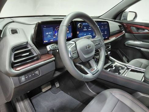 Used 2026 Chevrolet Traverse Z71 image 27