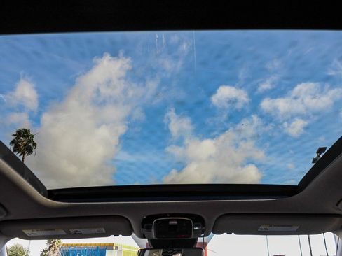 Certified 2023 Hyundai Santa Fe Limited image 16