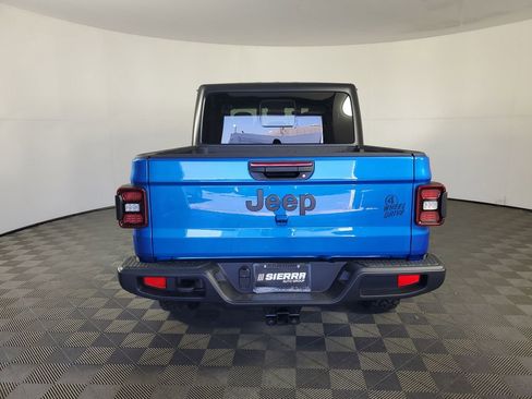 New 2025 Jeep Gladiator Willys image 5
