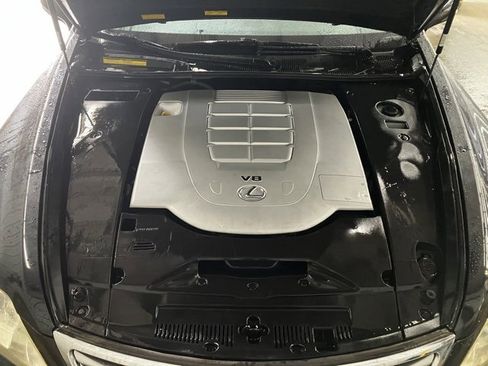 Used 2010 Lexus LS 460 AWD image 25