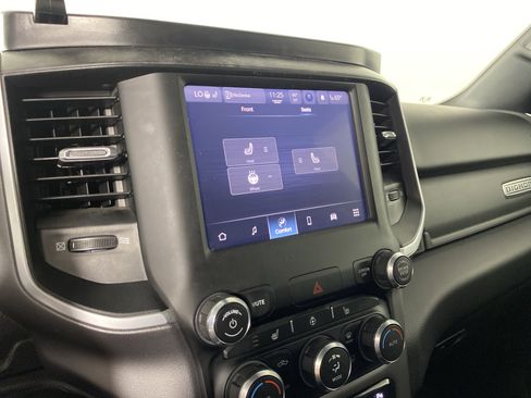Used 2022 RAM 1500 Big Horn AWD/4WD image 5